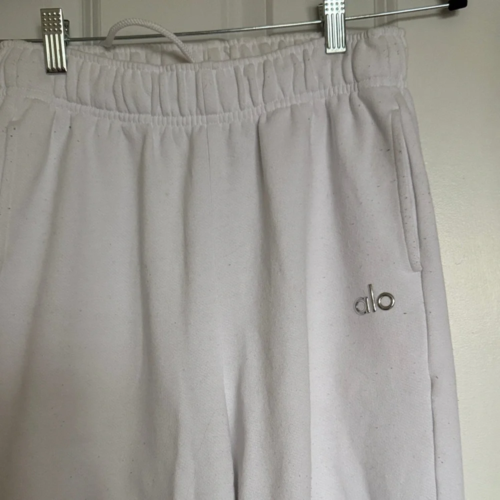 ALO SWEATPANTS XS - Picture 2 of 3